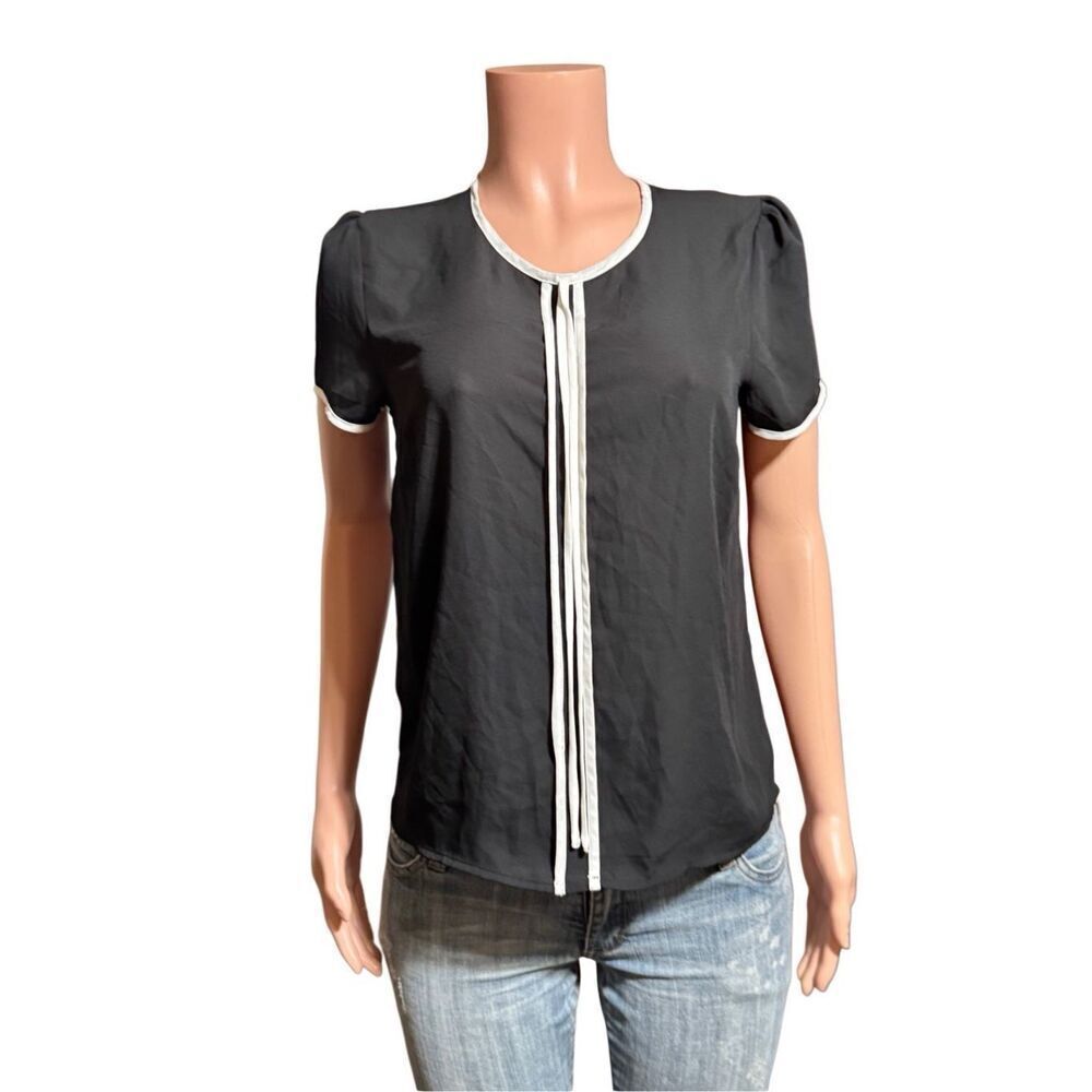 Timing Women's crew neck short sleeve black chiffon detail front blouse M